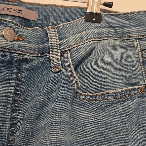 Like New Joe's Jeans High Rise Flare Denim - Picture 2 of 6